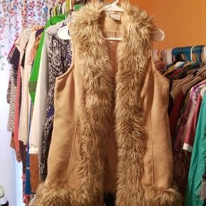Faux Fur size small vest